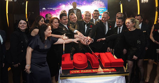 Kaplıca suyu ile domates üretti