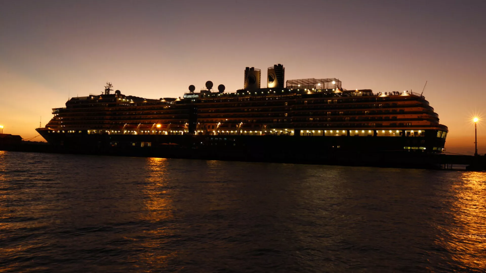 Ustaoğlu'na mükemmellik ödülü