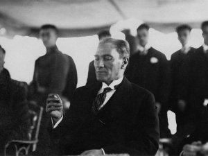 İzmir’de sergiden sonra Atatürk müzesi olmalı