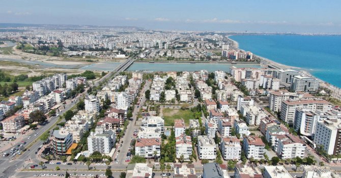 Antalya'da tersine göç başladı