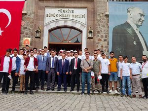 Bismil, Fen ve 15 Temmuz öğrencileri Ata'nın izinde