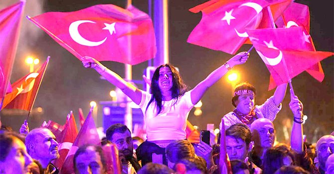 Muhalefetin başarısı dünya basınında geniş yankı buldu