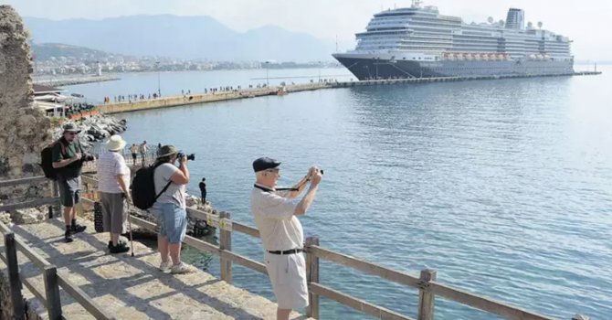 Kruvaziyerde rota Türkiye