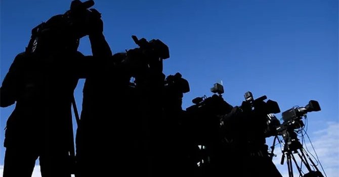 Ressam Gülçin Anıl'in sergisi