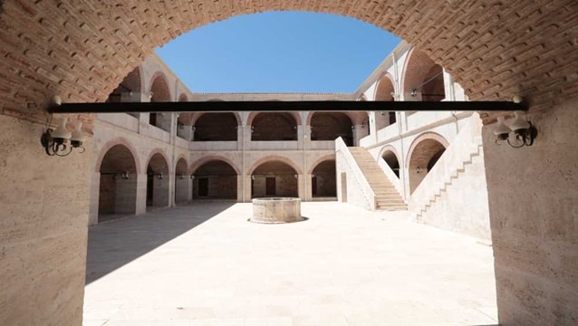 Tarihi Deveciler Hanı otel olarak hizmet verecek