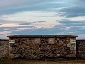 İspanya'da denize işemenin cezası 750 euro