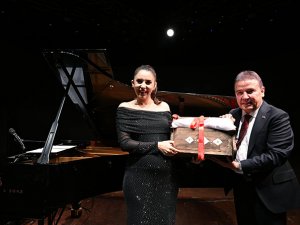 İstanbul Lütfi Kırdarda iftar keyfi