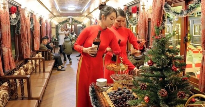 Vietnam, Da Lat'ta lüks turist treni hizmete girdi