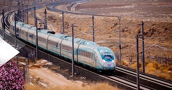 Bera 5 otelle şehirlerde büyüyor