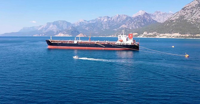 Denizi kirleten 83 gemiye 103 milyon 363 bin lira ceza