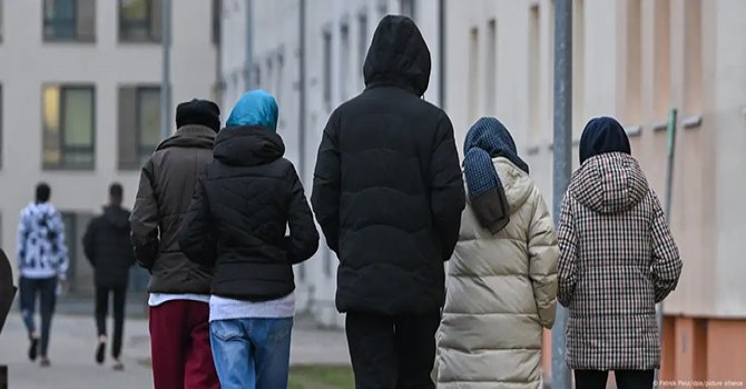 Avrupa ülkelerine iltica başvuru sayısı azaldı