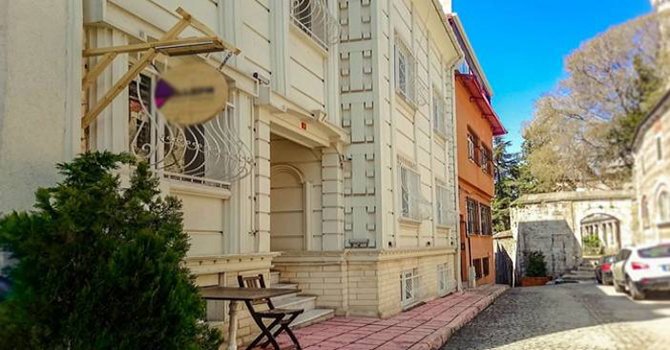 Sultanahmet'in göbeğindeki otel daire fiyatına satışa çıktı