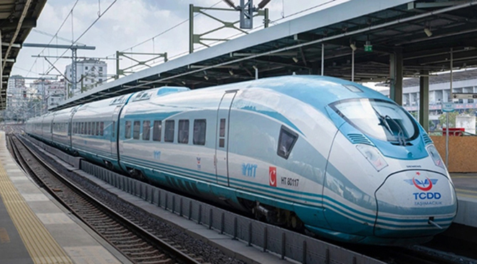 Tren bileti uçak biletini solladı