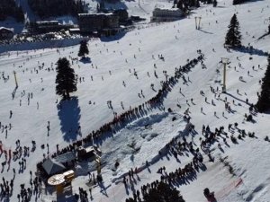 Uludağ'da kar kalığını 68 cm telesiyej kuyruğu 100 metre