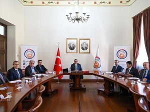 Antalya 2025 yılı D-8 turizm şehri seçildi