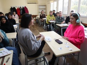 ATASEM'de 10 ülkeden 22 yabancı Türkçe öğrendi