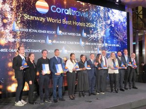 Coral Turizm’den Maxx Royal Kemer'e “Altın Ödül”verildi
