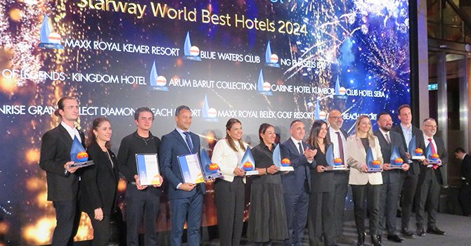 Coral Turizm’den Maxx Royal Kemer'e “Altın Ödül”verildi