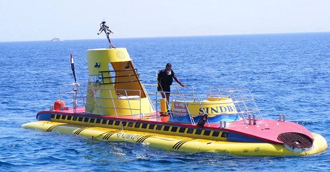 Turistik denizaltı battı: 6 kişi öldü, 9 kişi yaralandı