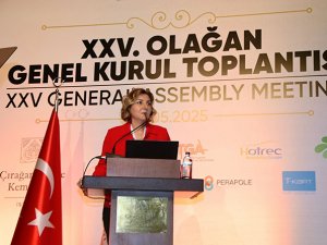 Müberra Eresin yeniden TÜROB Başkanı seçildi