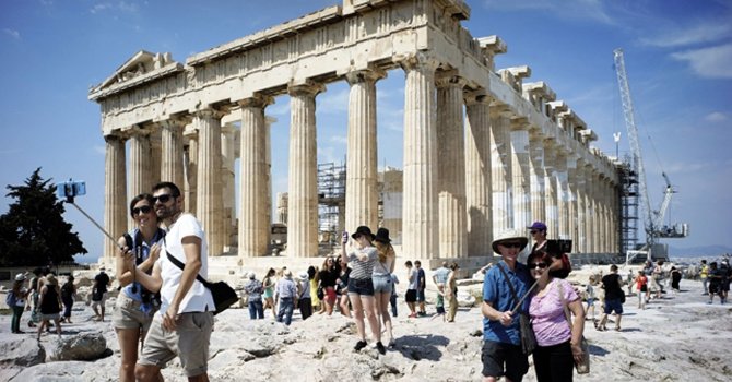 Yunanistan'a 2024'te 40 milyon ziyaretçi, 21,6 milyar euro gelir