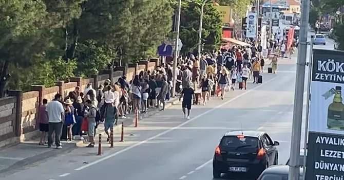 Ege Adaları’na bayram tatili akını
