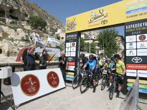 Türkiye’nin ilk elektrikli bisiklet yarışı Kapadokya’da yapıldı