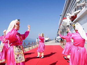 Aroya Cruises ilk kez Bodrum Cruise Port'ta geldi