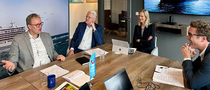 TUI Brüksel kahvaltısında kruvaziyer turizmi konuşuldu