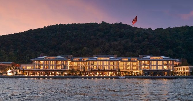 Mandarin Otel için yıkım kararı!