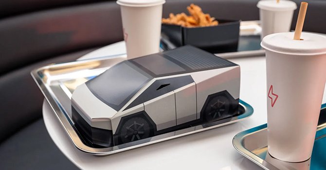 Elon Musk restoran açtı, robotlar hizmete başladı