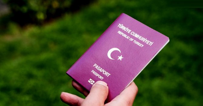 Yabancıya sahte vatandaşlık şebekesinin başı ünlü müteahhit