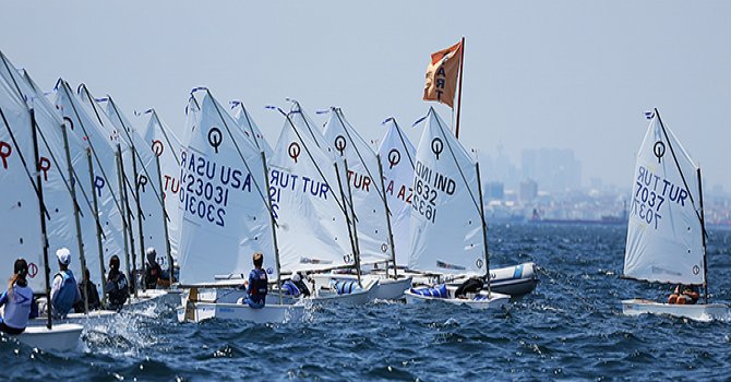  İstanbul Sailing Week’te genç yelkencilere Atabay'dan destek 
