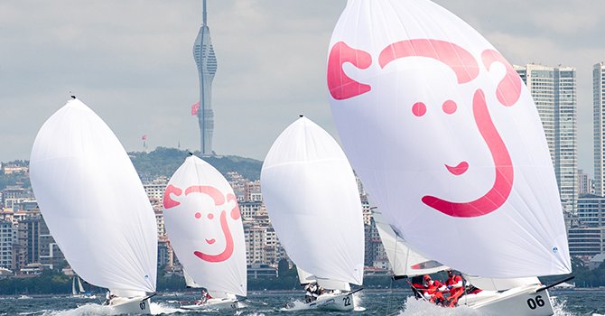 İstanbul’da sert rüzgâr, J70 yarışlarına heyecan kattı 