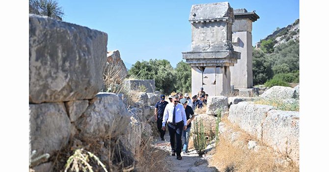 Patara Antik Kenti, dünyada demokrasinin simgesidir