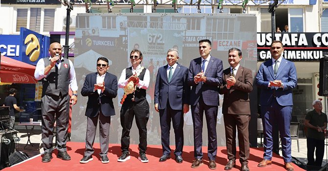 Tarihi Elmalı Yağlı Pehlivan Güreşleri başladı