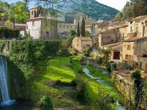 250 kişinin yaşadığı köye her yıl 800 bin turist geliyor