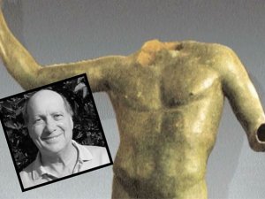 Türkiye’den kaçırılan heykeli satın alana tutuklama emri