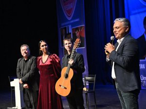 Gitar festivali Antalya’ya müzik keyfi yaşattı