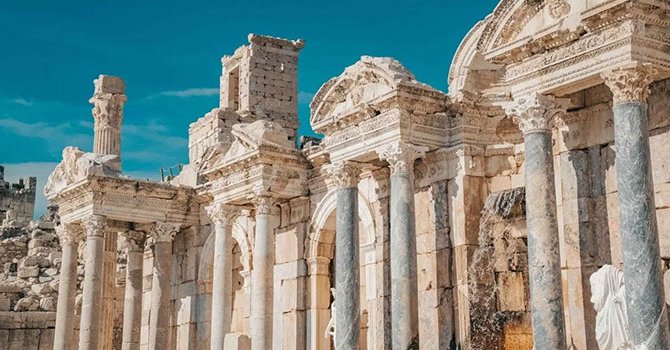 Mısır tanrısı Tutu figürü Afyon mermerine işlenmiş