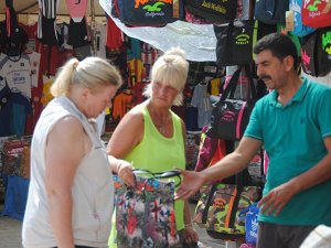 Almanlar Ruslara göre beş kat daha fazla alış veriş yapıyor