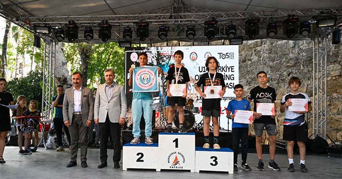 Oryantiring sporunda Antalya'nın hedefi birinci sıraya çıkmak