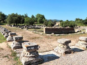 50 yıl önce çalınan eser Yunanistan'a iade edildi
