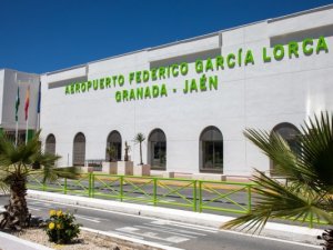 Granada ve Jaén arasında havalimanı savaşı