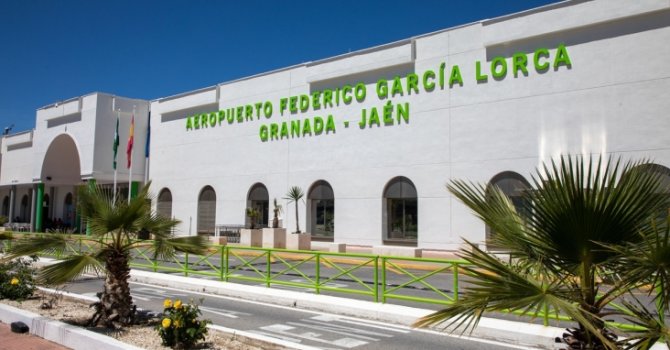 Granada ve Jaén arasında havalimanı savaşı