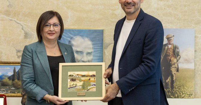 Rahmi Koç, marina açtı