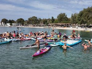 Paddle sezonu Foça’daki renkli finalle tamamlandı