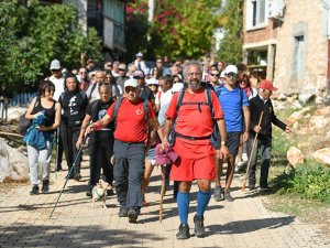 Likya Yolu Yürüyüşü ile Demre'nin güzellikleri tanıtıldı
