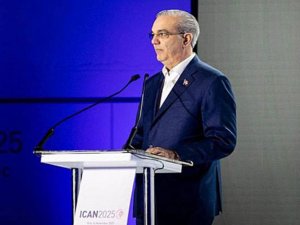 Dominik'te 700 milyon dolarlık havalimanı yatırımı