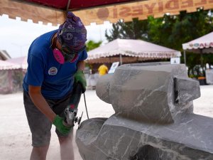 Alanya Heykel Sempozyumu'nda gençler yarışıyor